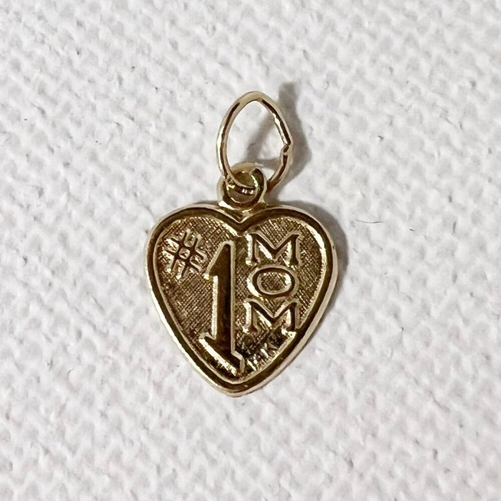 14k SOLID GOLD - #1 Mom Heart Pendant